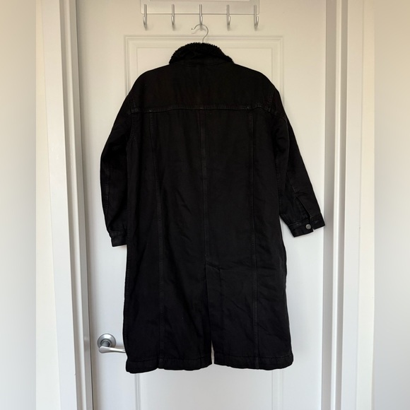 Women's Black Denim Jacket with Sherpa Collar - Picture 2 of 6